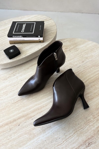 Women's Slim Heeled Ankle Boots With Pointed Toe Dark Brown Bessia