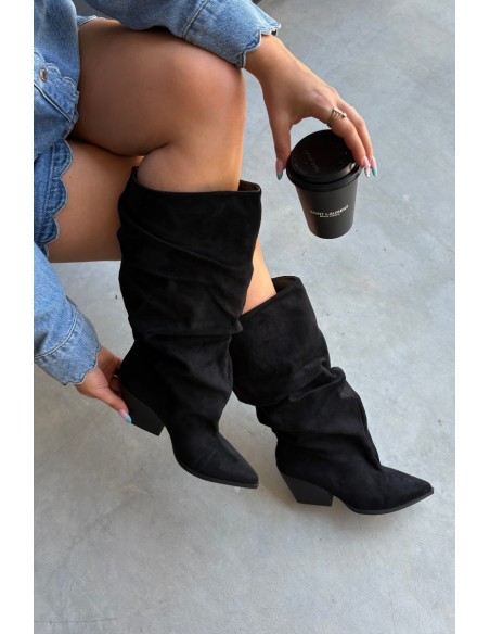 Women's Boots With Wrinkled Shaft On Heels Suede Black Durela