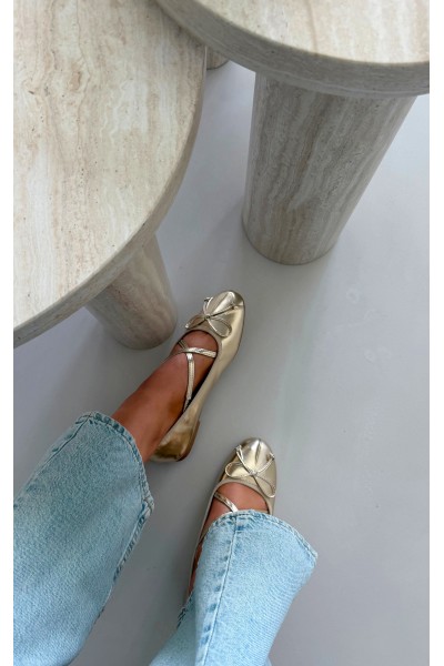 Gold Women's Ballerinas With Straps and Bow