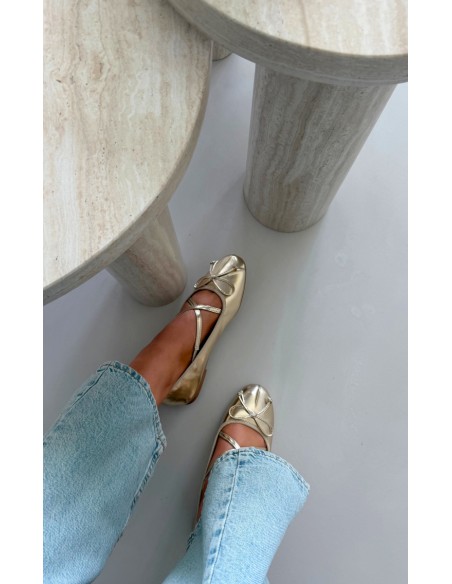 Gold Women's Ballerinas With Straps and Bow