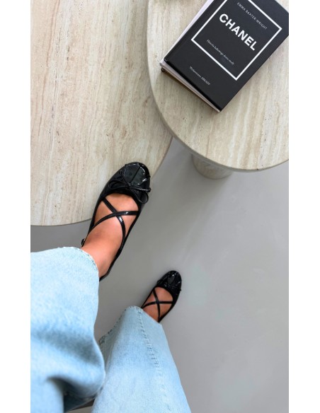 Patent Leather Ballerinas With Straps and Bow Black Maysie