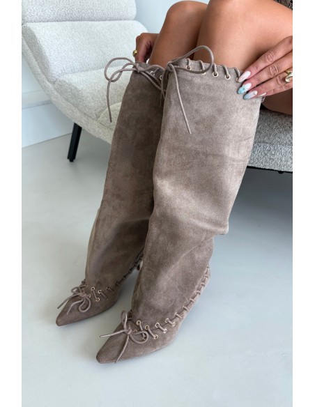 Beige Zamszowe Kitten Heel Boots With Decorative Lacing Juletta