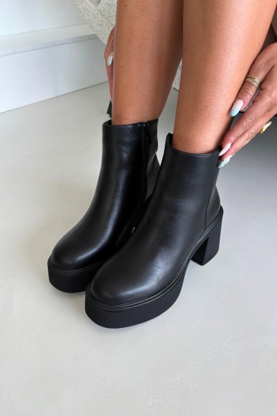 Women's Black Insulated Ankle Boots with Heel and Platform Lurela