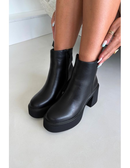 Women's Black Insulated Ankle Boots with Heel and Platform Lurela