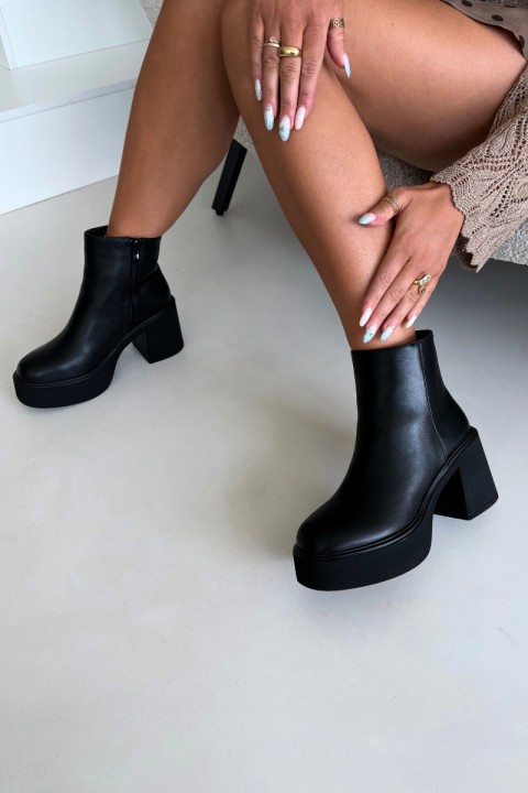 Women's Black Insulated Ankle Boots with Heel and Platform Lurela