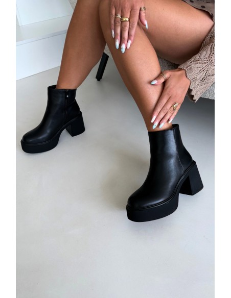 Women's Black Insulated Ankle Boots with Heel and Platform Lurela