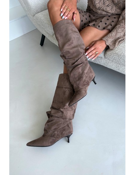 Wrinkled Khaki Low Block Heel Suede Ankle Boots with Slip-On Lowen