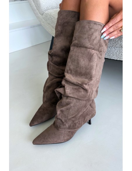 Wrinkled Khaki Low Block Heel Suede Ankle Boots with Slip-On Lowen