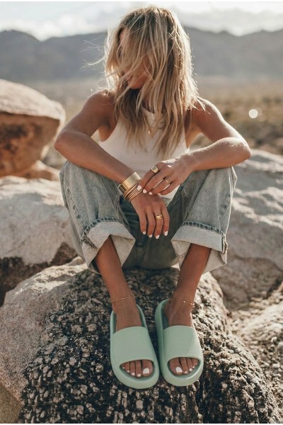Women's Light Foam Slides With Thick Sole Mint Querceria