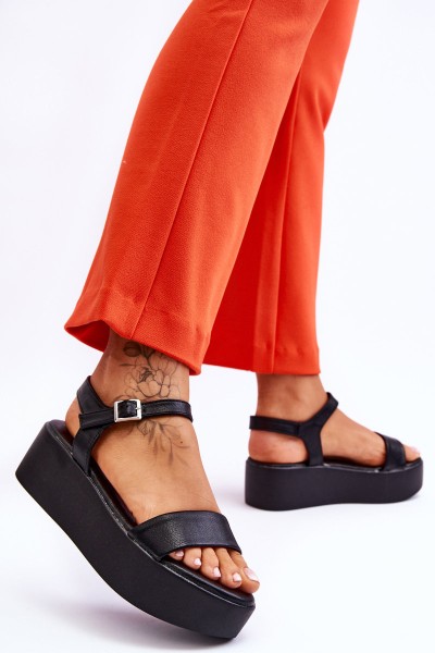 Women's Sandals On A Massive Platform Black Casen 2