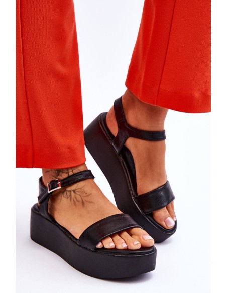 Women's Sandals On A Massive Platform Black Casen