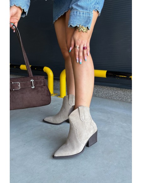 Women's Slip-On Cowboy Ankle Boots Made of Natural Suede Light Beige Beretta