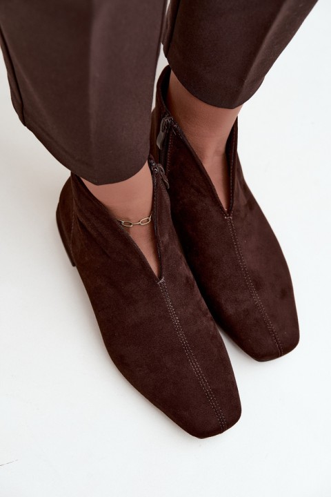 Low Ankle Boots with Cutout and Zipper Flat Heel Chocolate Canella