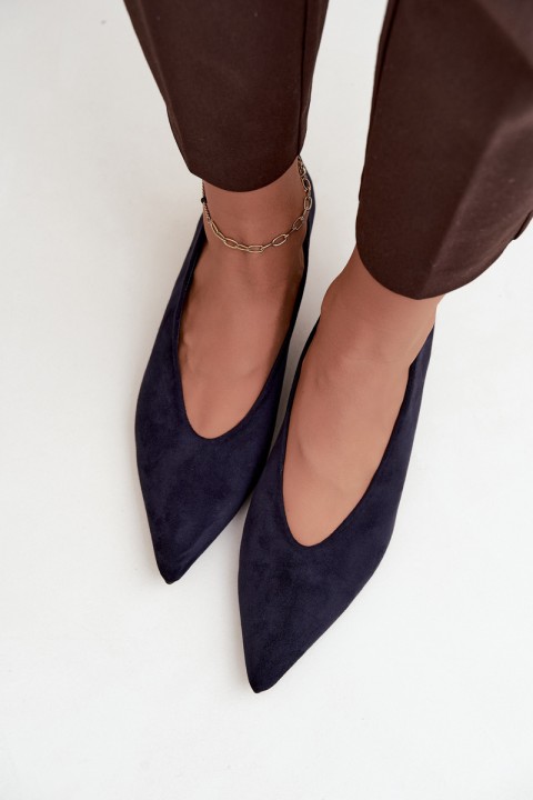 Suede Kitten Heel Pumps in Navy Blue Nuretta