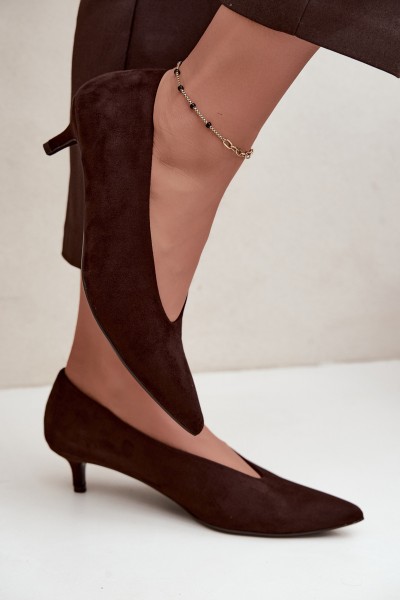 Suede Kitten Heel Pumps in Chocolate Brown Nuretta