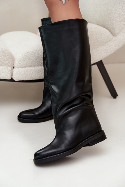 Women's Flat Heel Black Decoratively Seamed Boots Gresa