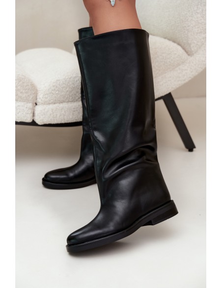 Women's Flat Heel Black Decoratively Seamed Boots Gresa