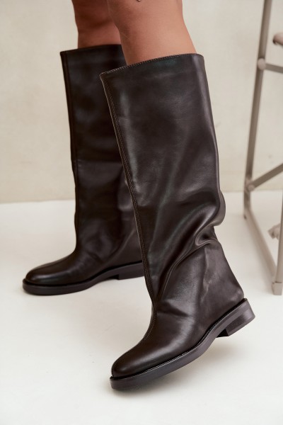 Women's Flat Heel Boots With Decorative Stitching Chocolate Gresa