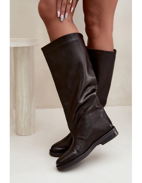 Women's Flat Heel Boots With Decorative Stitching Chocolate Gresa
