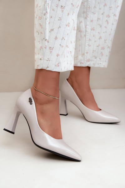 Vinceza 62328 Gray Patent Leather Block Heel Pumps