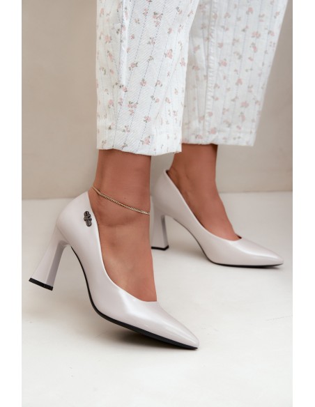 Vinceza 62328 Gray Patent Leather Block Heel Pumps