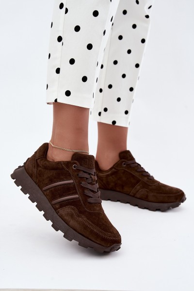 Women's Sneakers Made of Natural Suede D&A LR62-7101 Chocolate